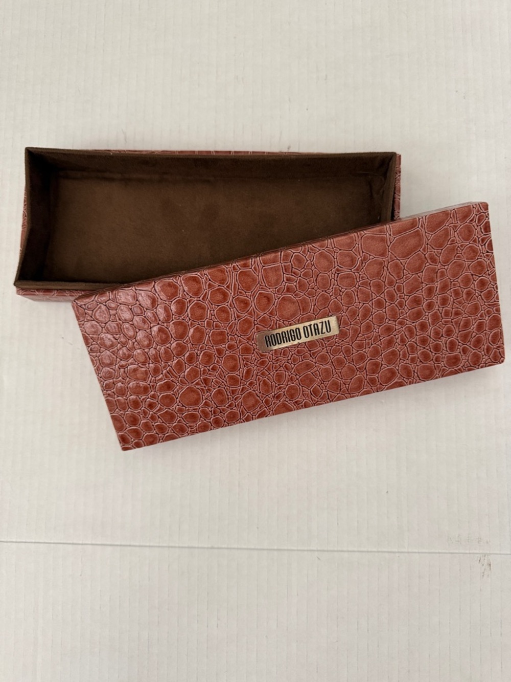 Rodrigo Otazu Embossed Reptile Pattern Jewelry Box Storage Case